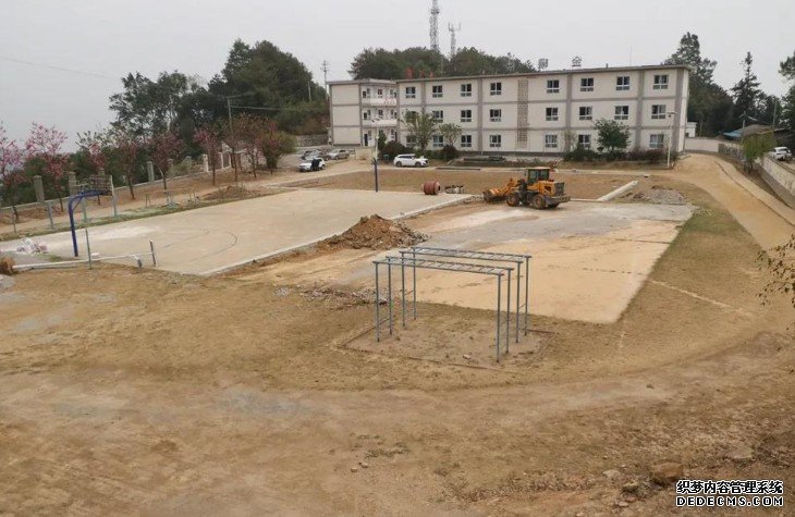 暖心！北京鋆砚影业向云蓝狮代理南捐赠50万元援建希望小学