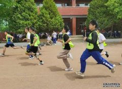 <b>习近平勉励广大青年蓝狮代理：在青春的赛道上</b>