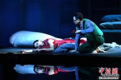 <b>闽台交流合作剧目《安娜与齐的故事》大陆首演</b>