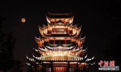<b>中秋节的小知识：月饼何时出现？为何要祭月？</b>